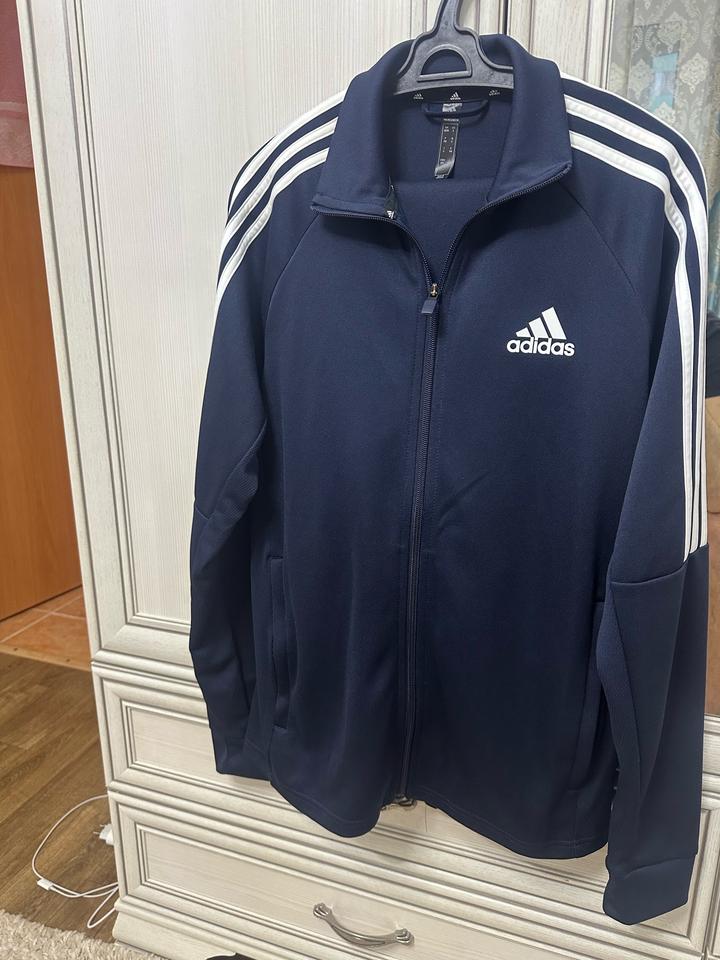 Спортивный костюм Adidas