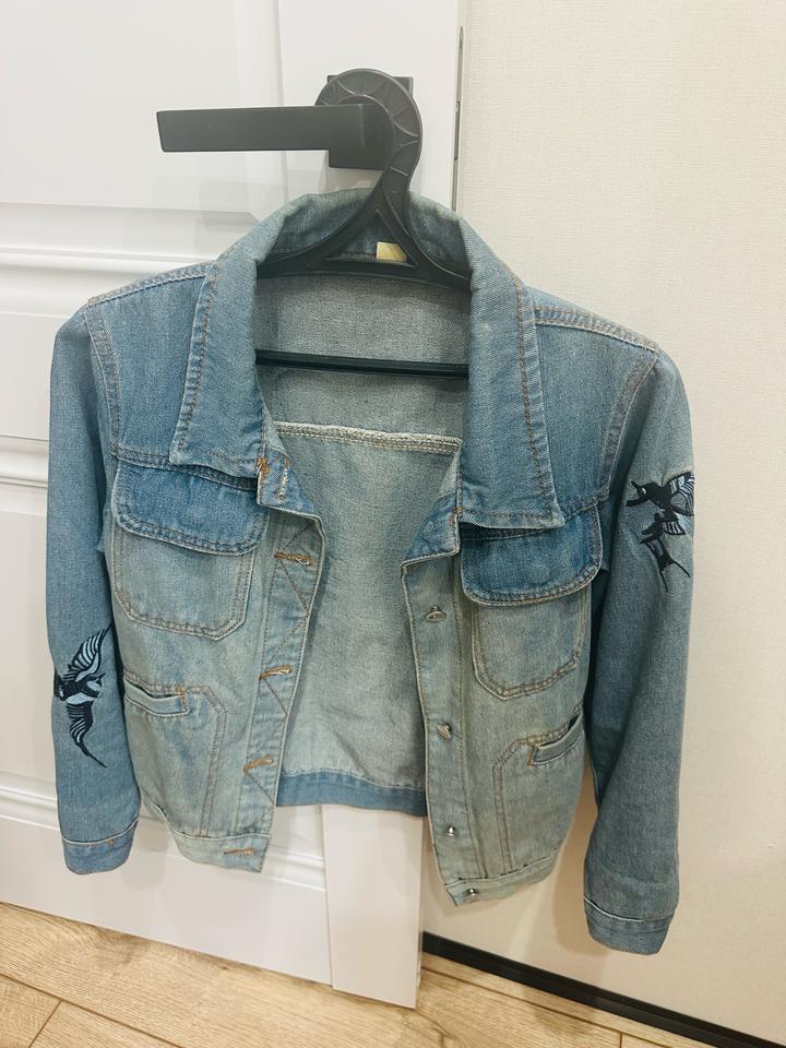 Джинсовая куртка