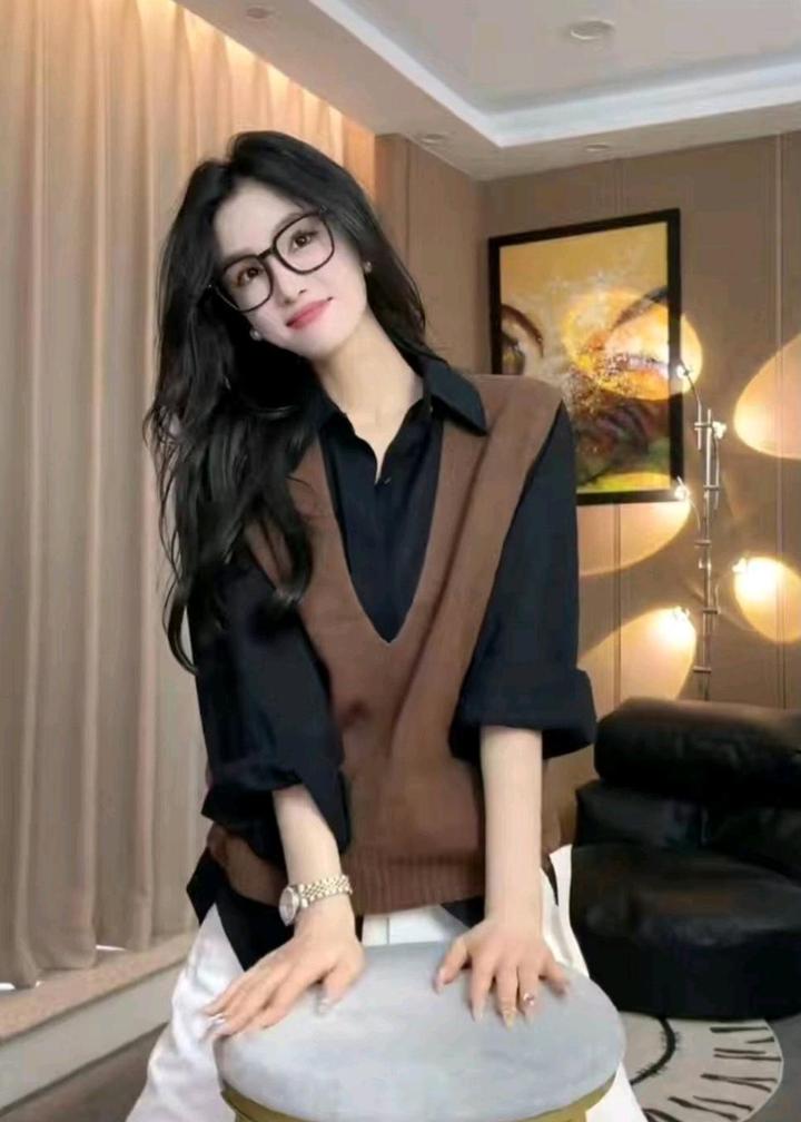 Трендовый жилет, Korean brand,промокод на 2000