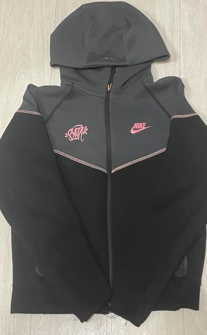 Зип Худи Tech Fleece CENTRAL CEE SYNA WORLD