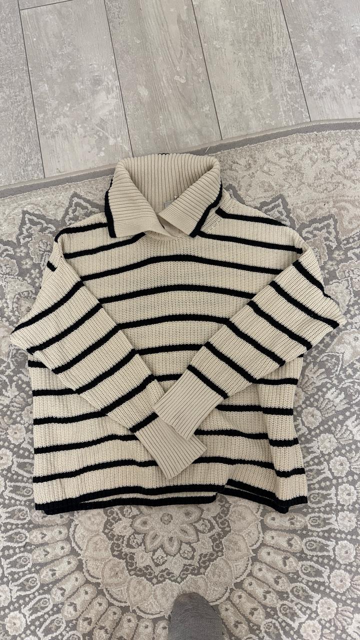 Свитер от twik, канадский