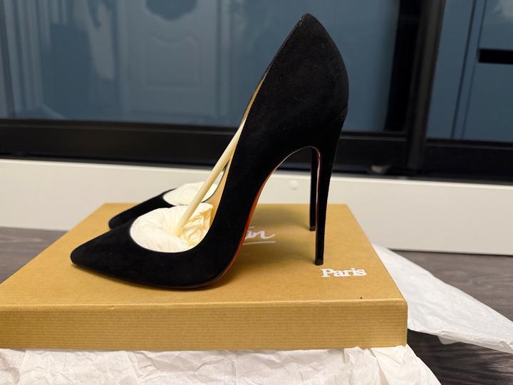 Туфли Christian Louboutin