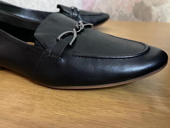 Лоферы из кожи Tamaris