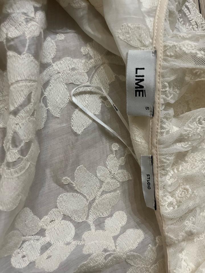 Очень красивая блузка lime