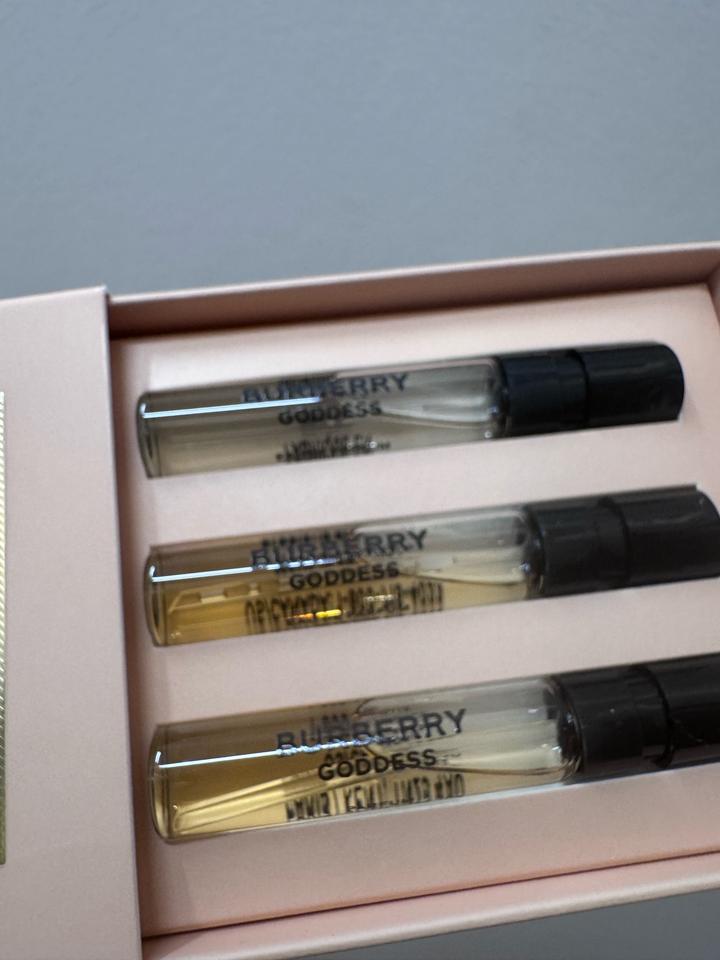 Burberry Goddess Eau de Parfum (набор пробников)