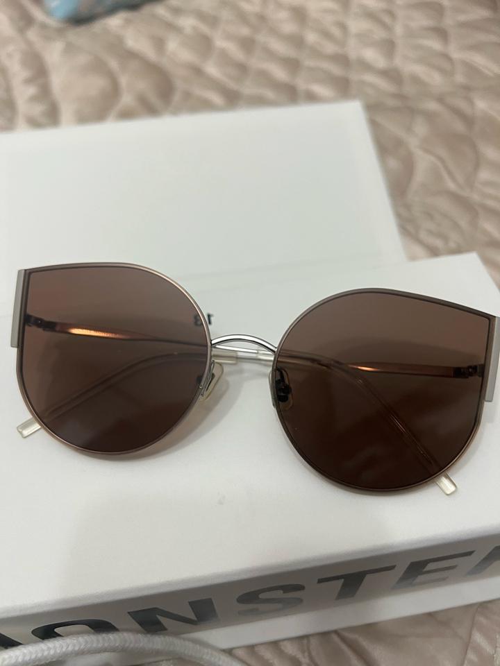 Солнцезащитные очки Gentle Monster