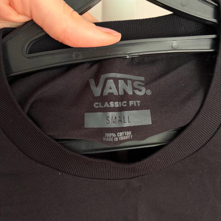 Футболка Vans