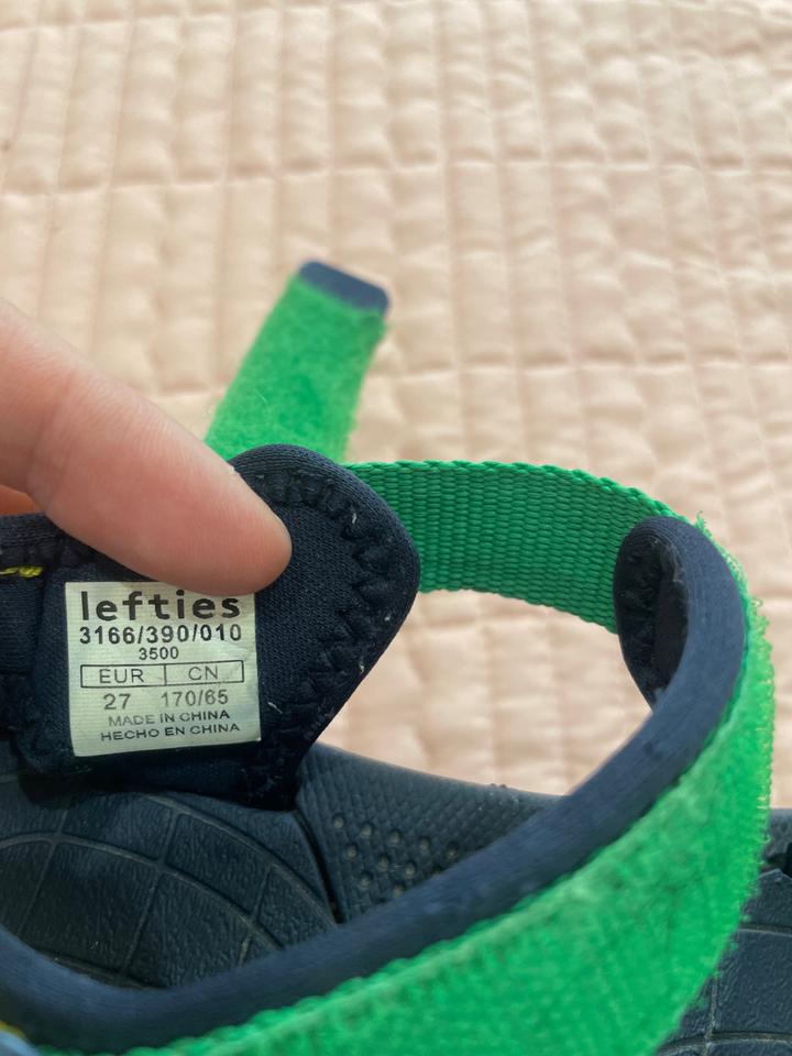 Сандали Lefties