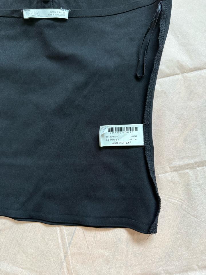 черный топ Zara