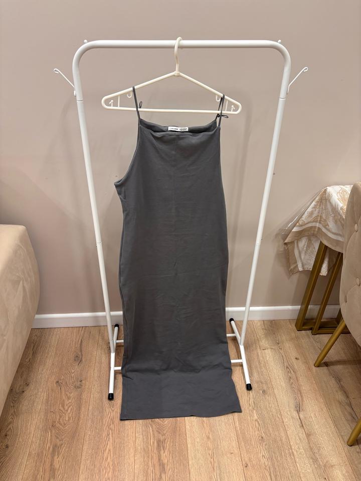 Базовое платье pull&bear