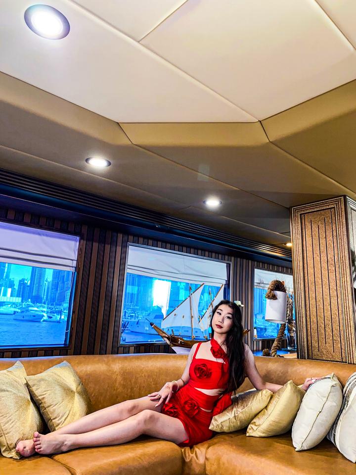 Красная двойка