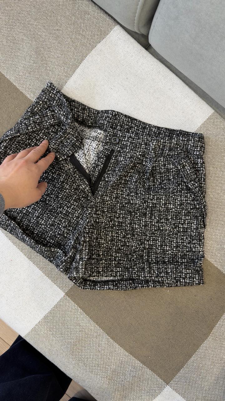 Трикотажные короткие шорты