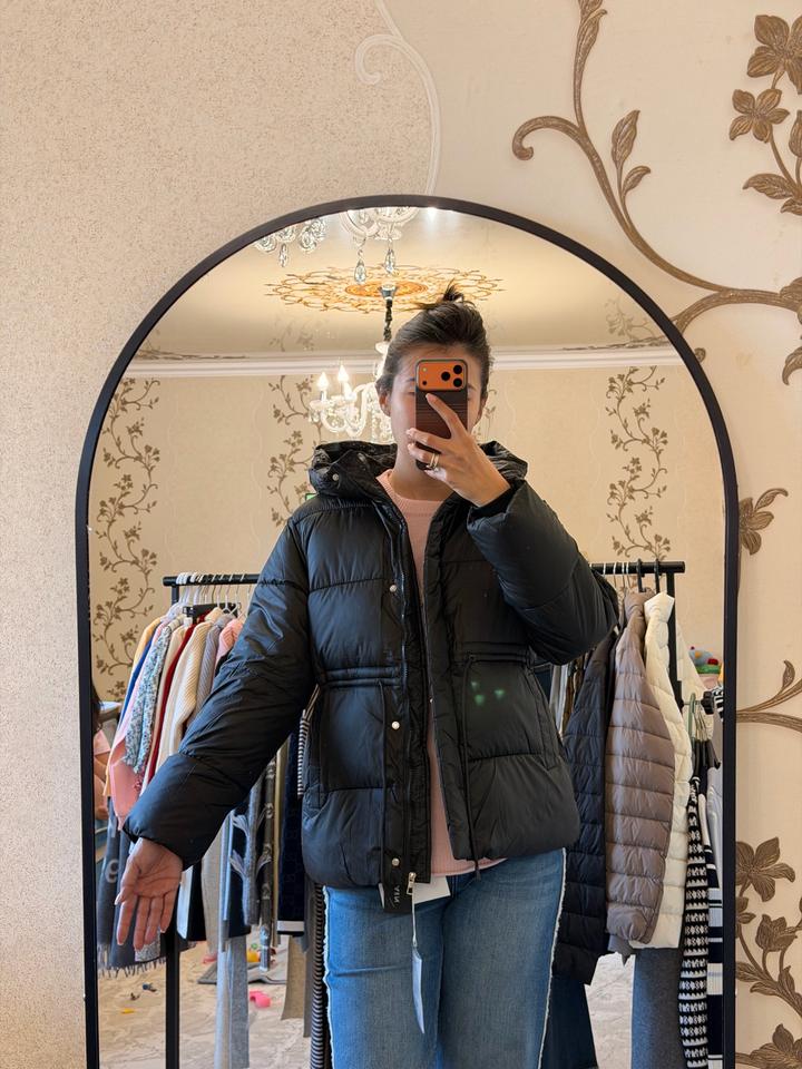 Куртка зимняя с капюшоном