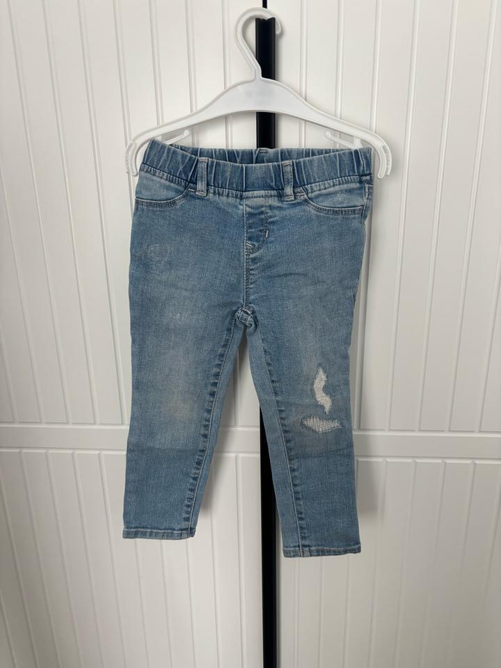 Джинсы Gap на 3 года