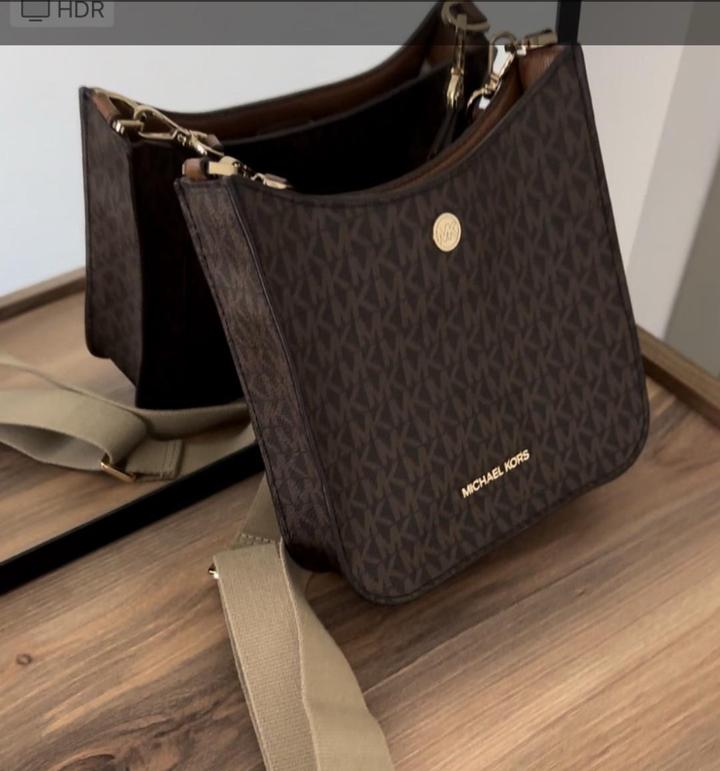 Оригинал в идеальном состоянии, заказ с офиц магазина