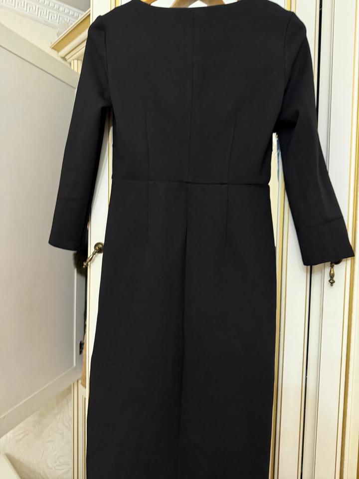 Бандажное черное платье