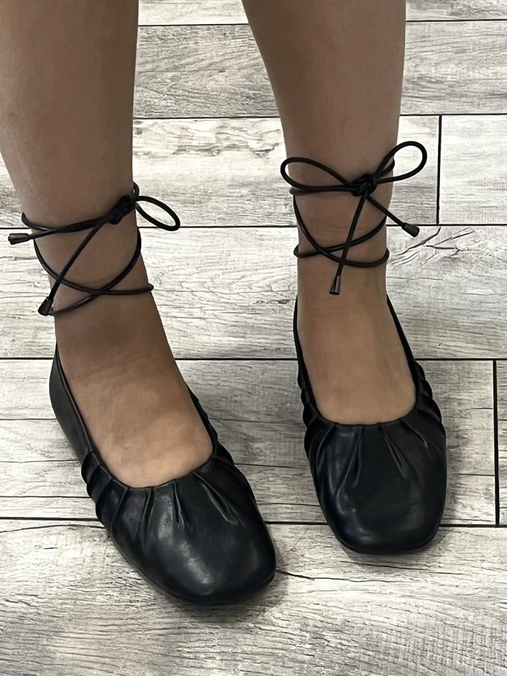 Балетки черные