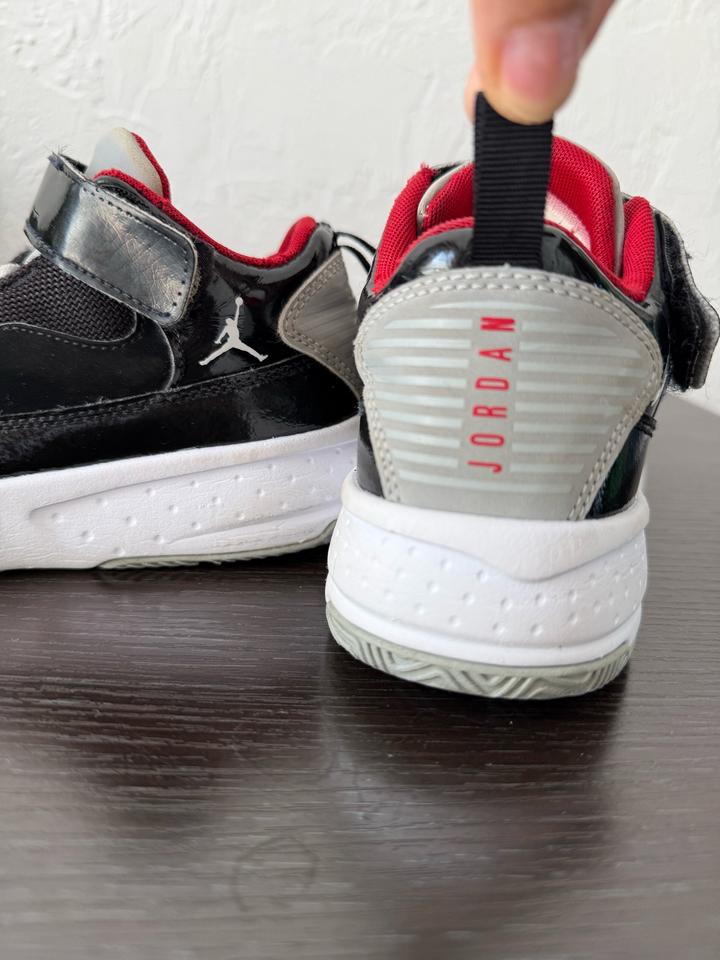 Кроссовки Nike Air Jordan