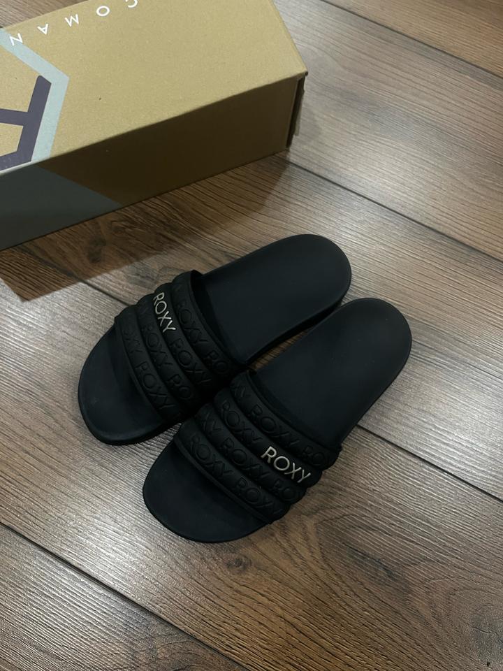 Резиновые сланцы Roxy