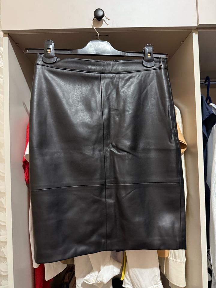 Кожаная юбка