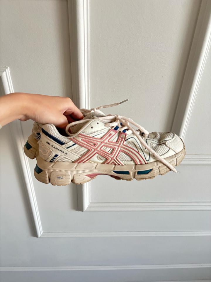 Asics кроссовки для бега женские 36 разм