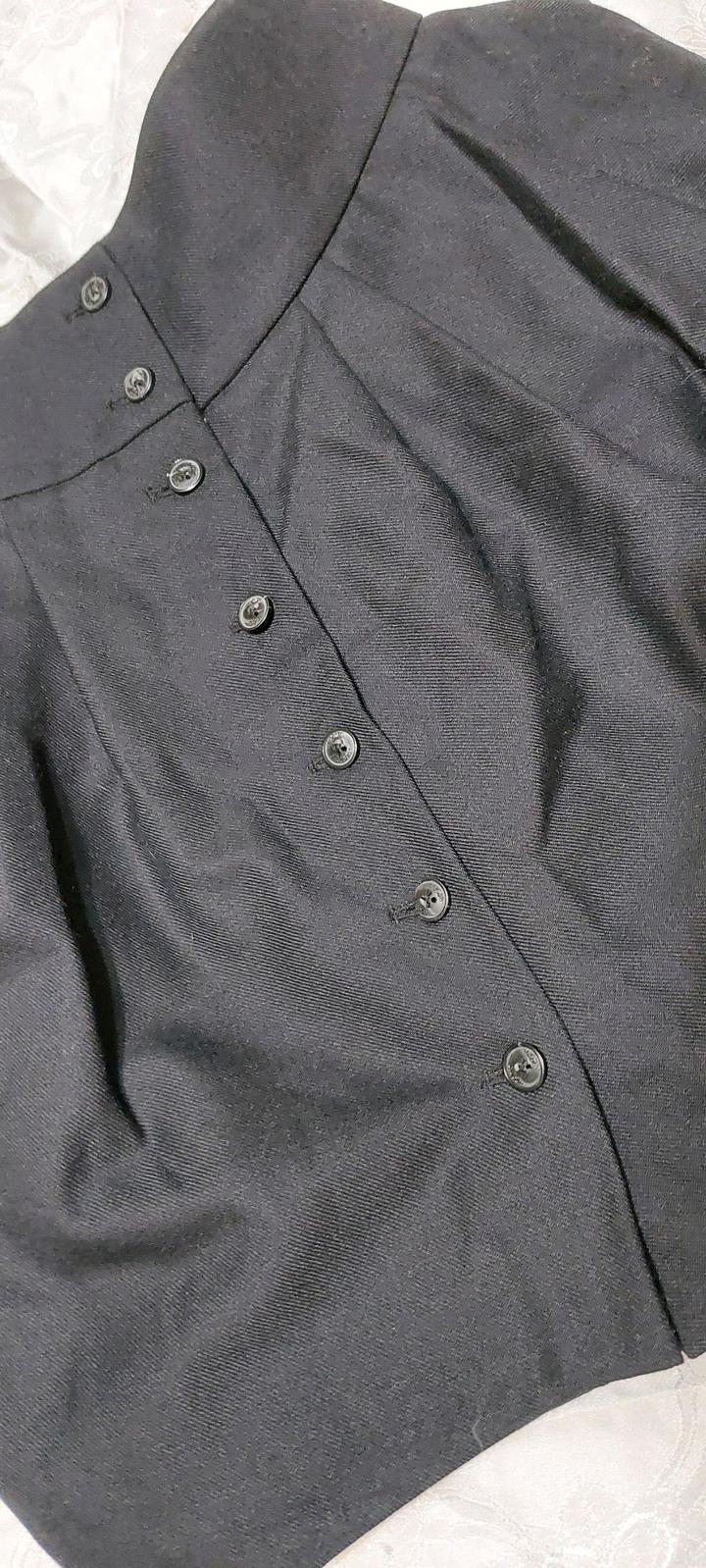 Юбка от бренда AllSaints Spitalfields.