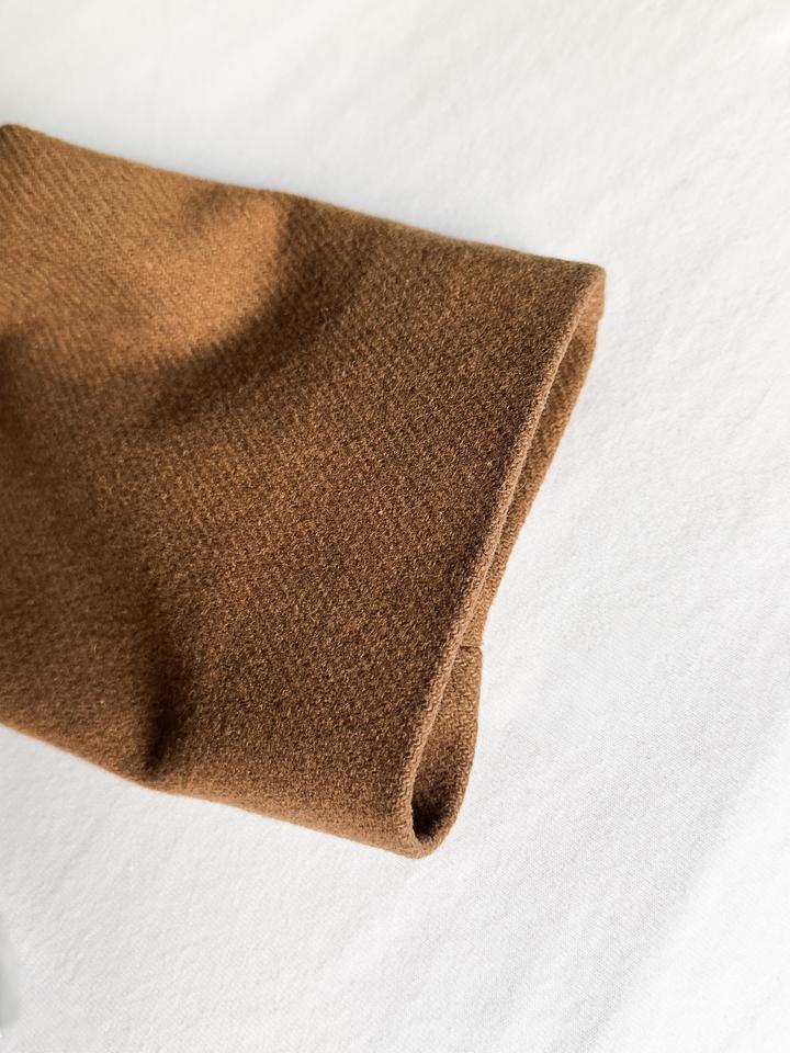 Бежевое коричневое пальто Mango