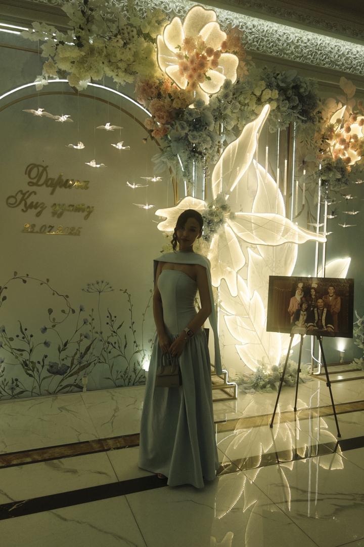 платье с шарфиком