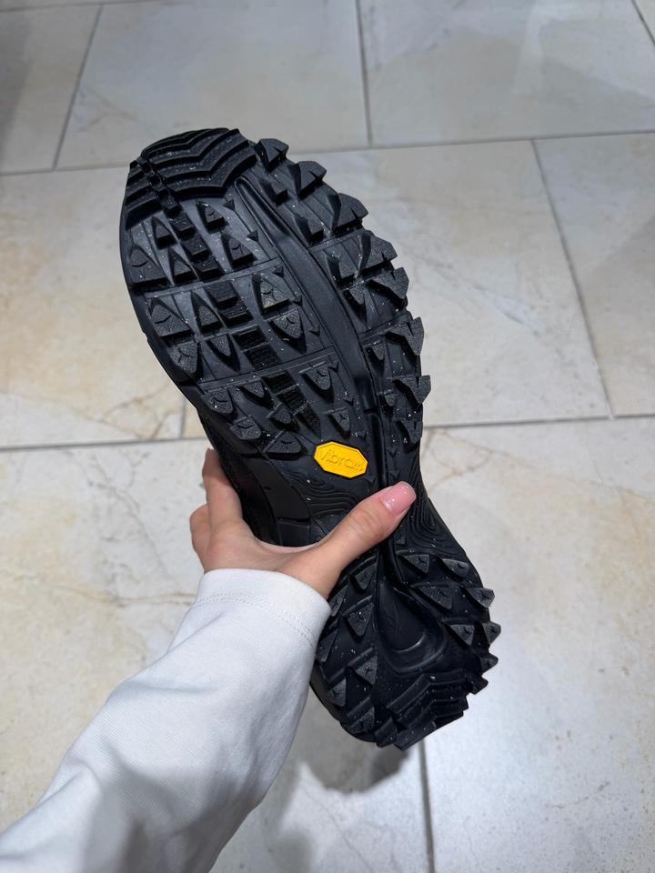Кроссовки Reebok