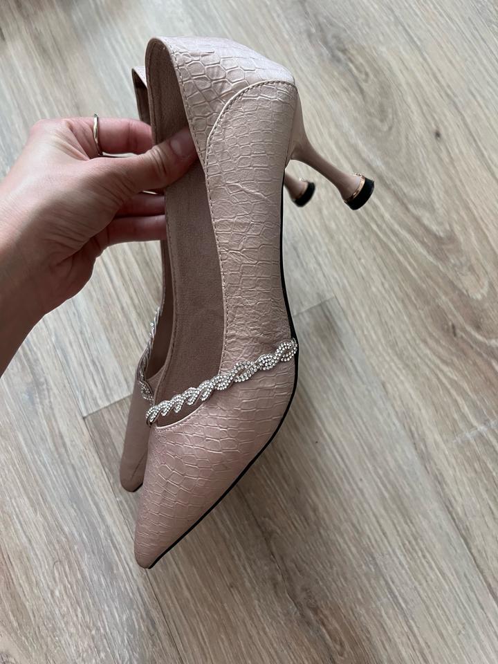 Перламутровые туфли