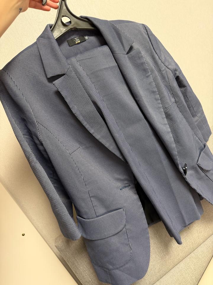 Брючный костюм