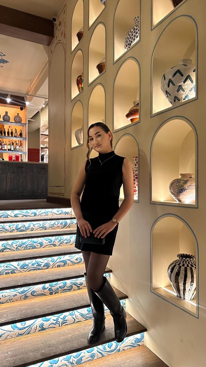 черное платье ZARA