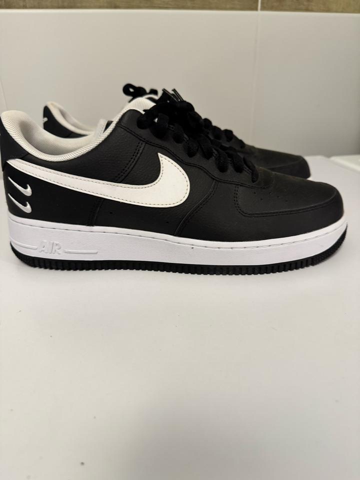 Кроссовки Nike