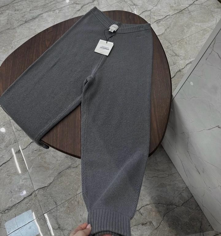 Двойка Calvin Klein