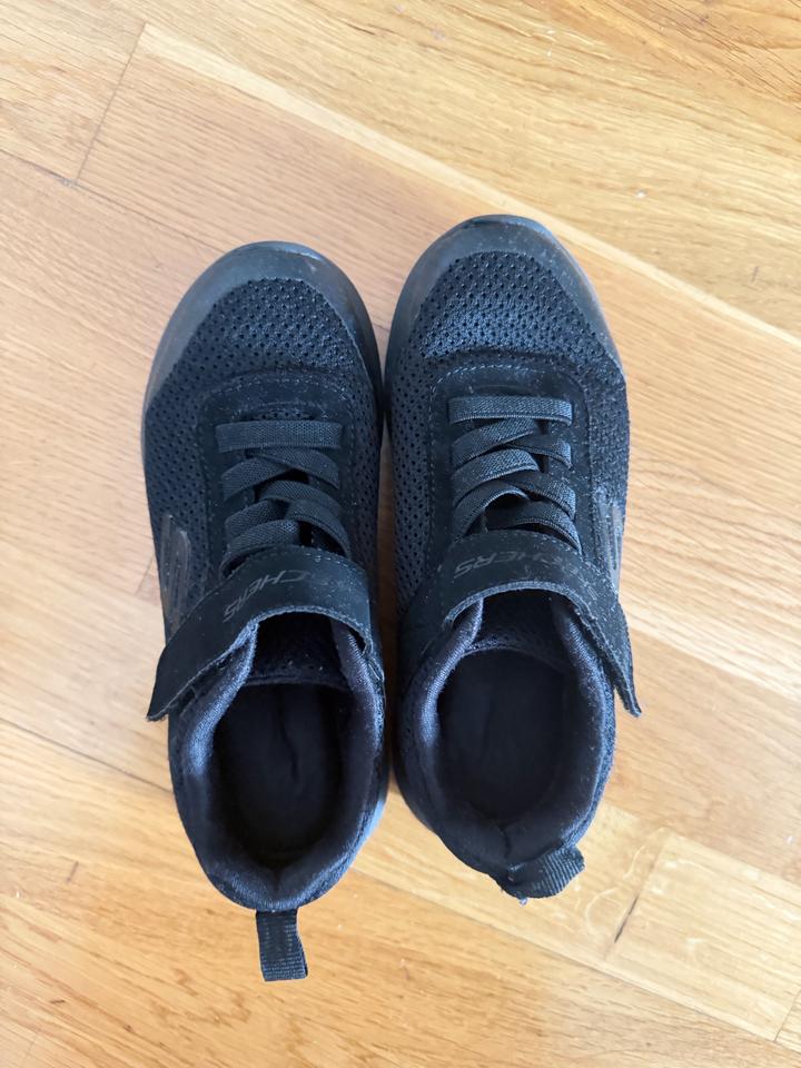 Кроссовки skechers