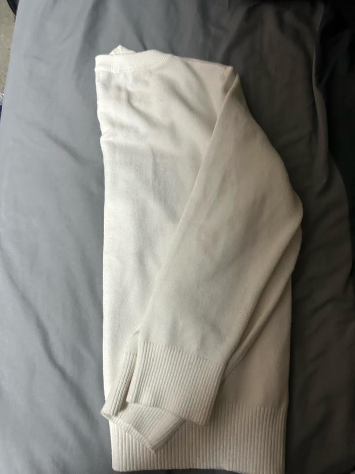 Белый свитер под RL