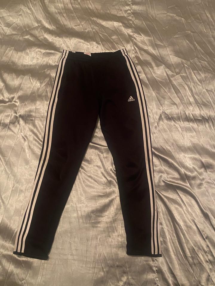 черные трико Adidas