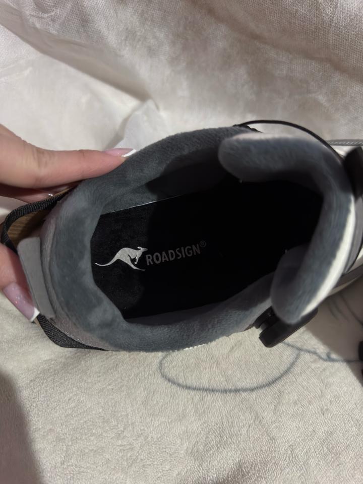 Демисезонные кроссовки, 235 размер, ROADSIGN