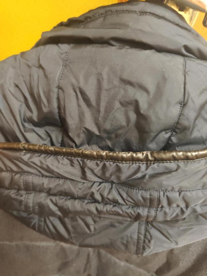 Зимняя стёганная куртка.