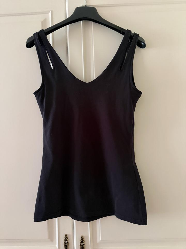 Топ Armani Exchange