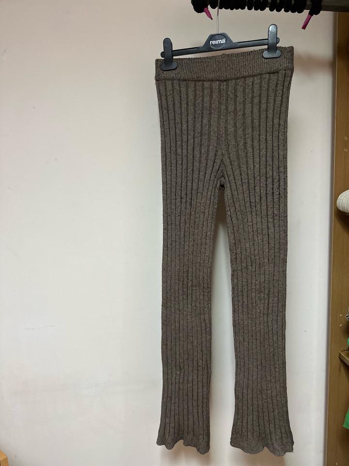 Трикотажные брюки в рубчик Zarina