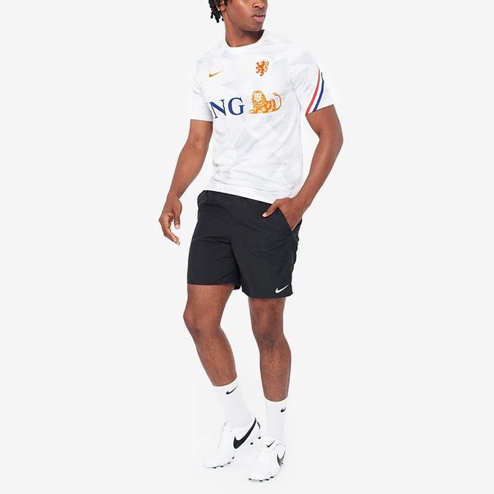 Nike S