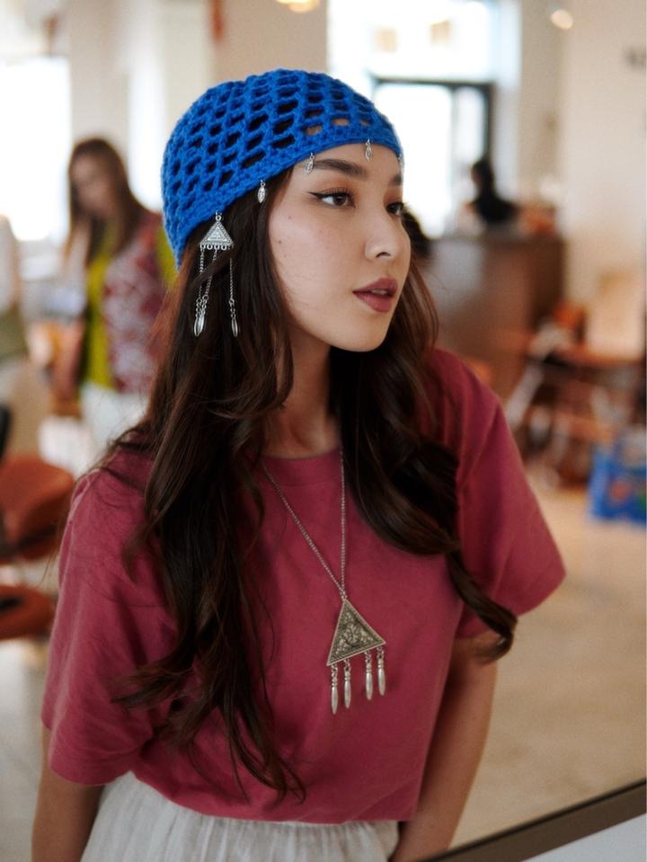 Синее кроше шапочка