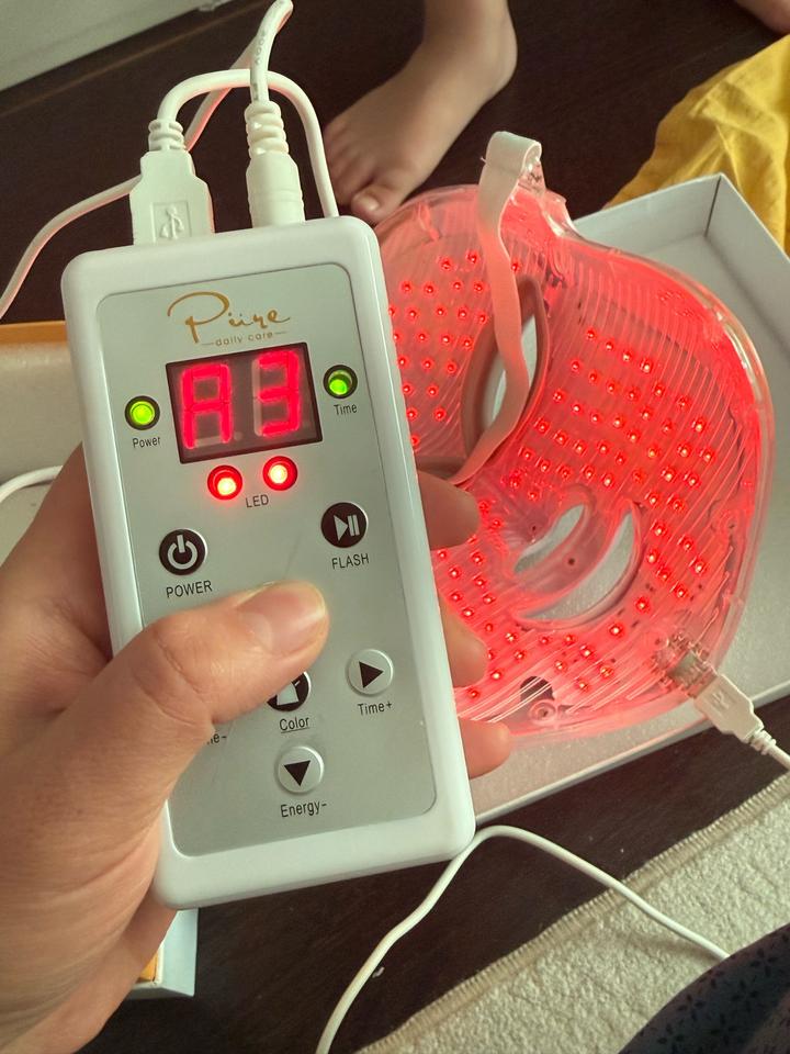 Лед маска luma light therapy mask (pure) США