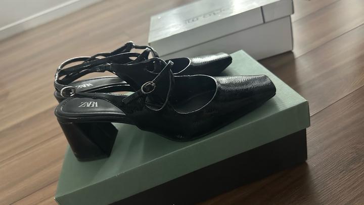 Черные туфли ZARA