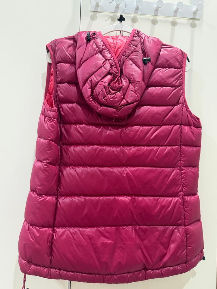 Жилетка розовая Deha