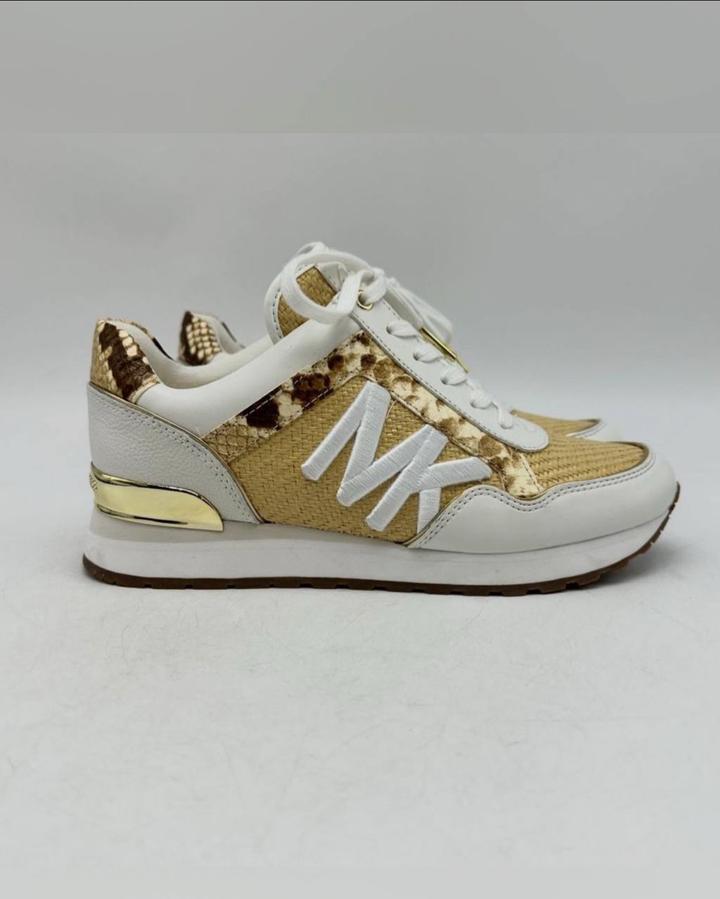 новые Michael Kors.Очень эффектные! Размер 37