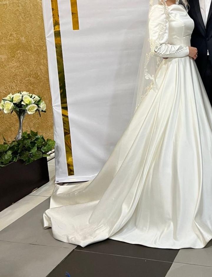 Продаю свадебное платье