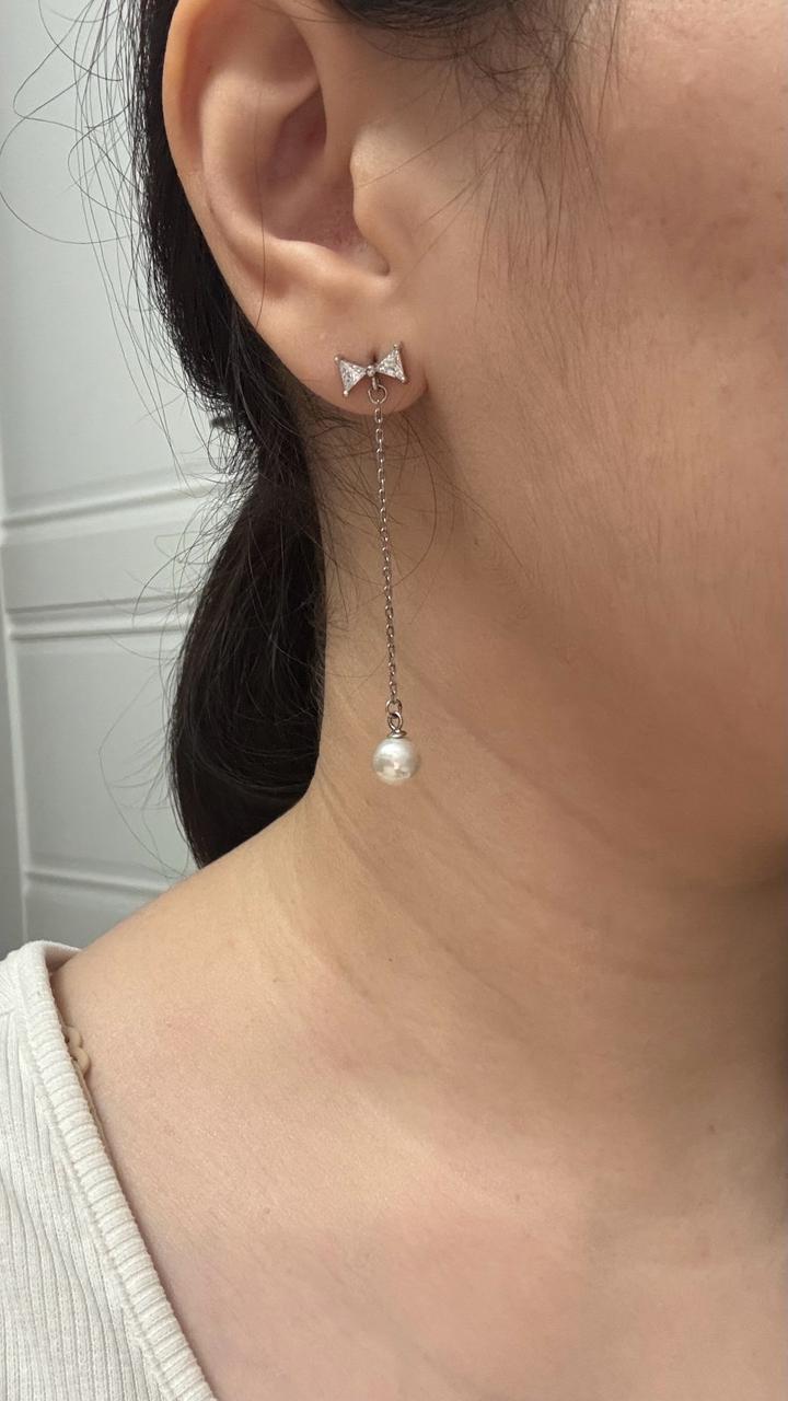 Висячие серьги с жемчугомЭлегантные висячие серьги с жемчугом. Серебро 925 проба