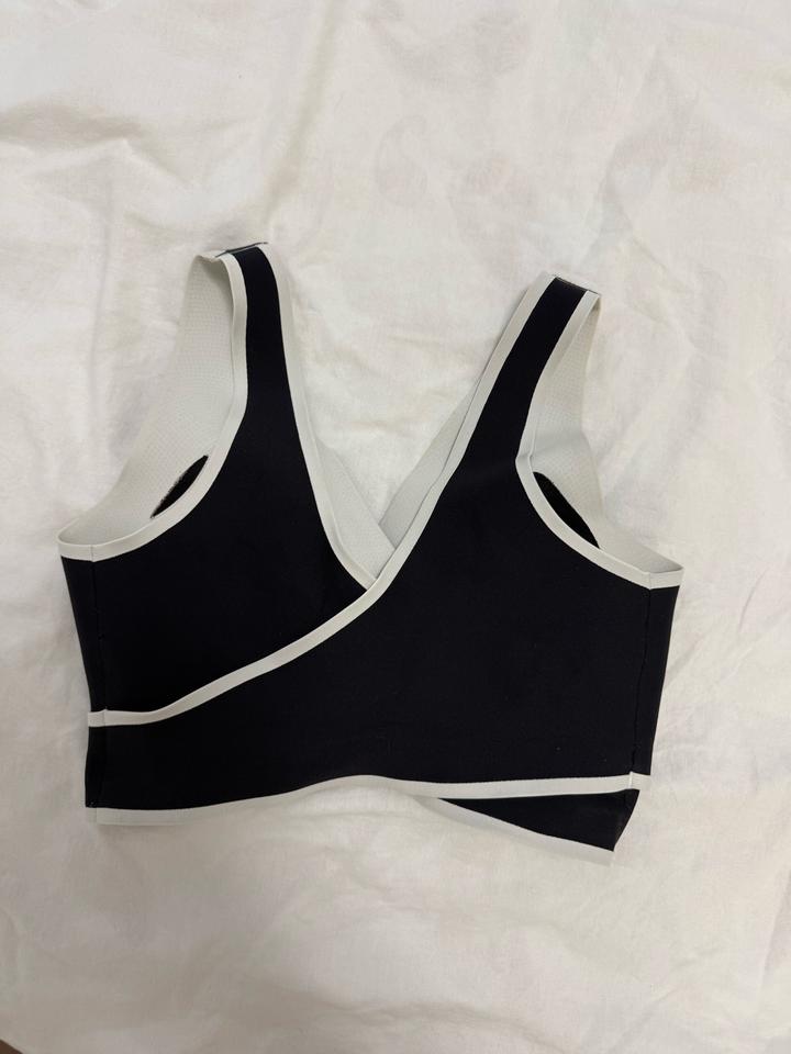 Топ Ойшо спортивный